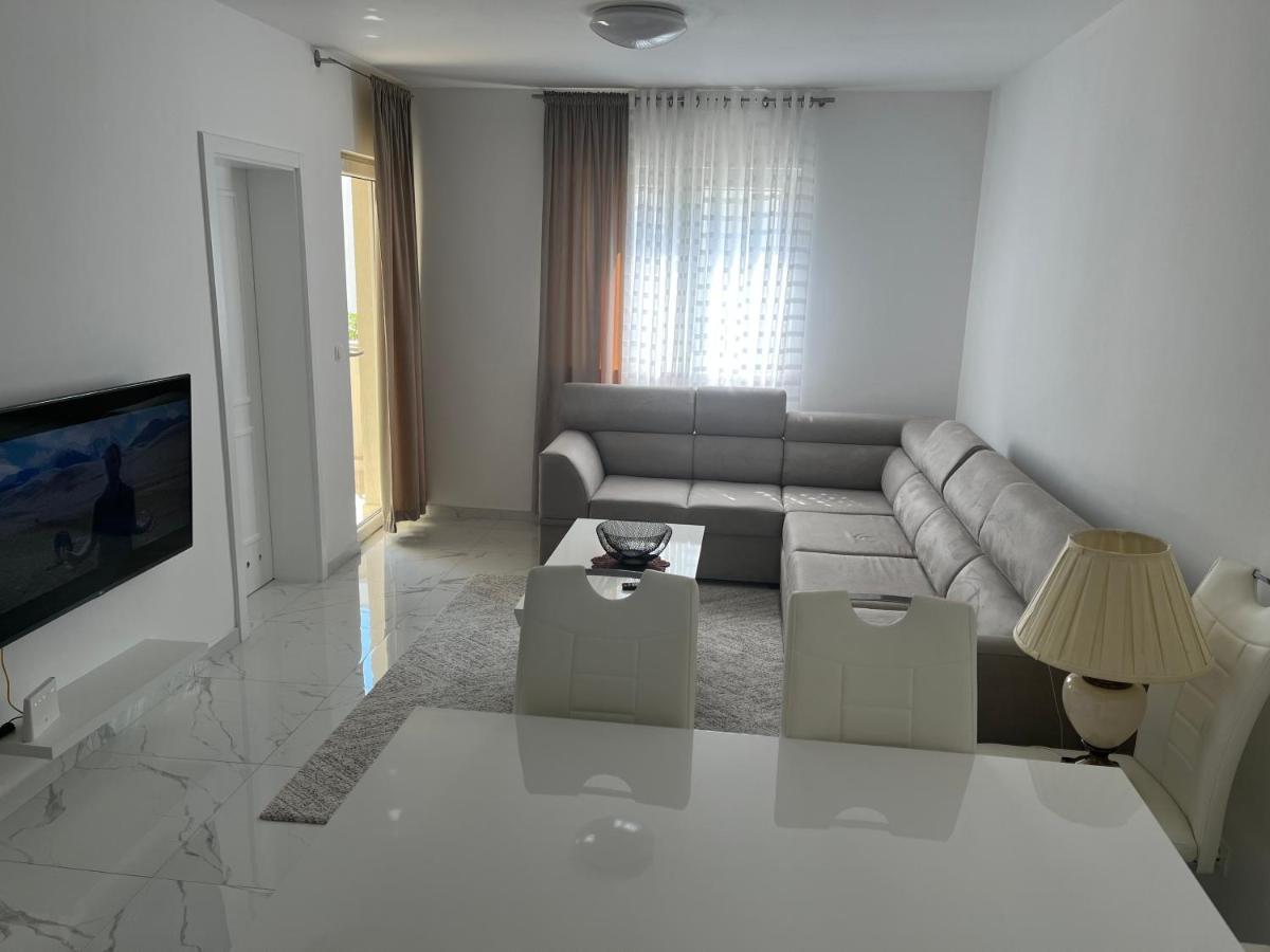 Adriatisk apartman Bečići Exteriör bild
