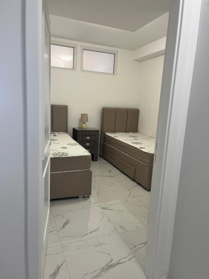 Adriatisk apartman Bečići Exteriör bild